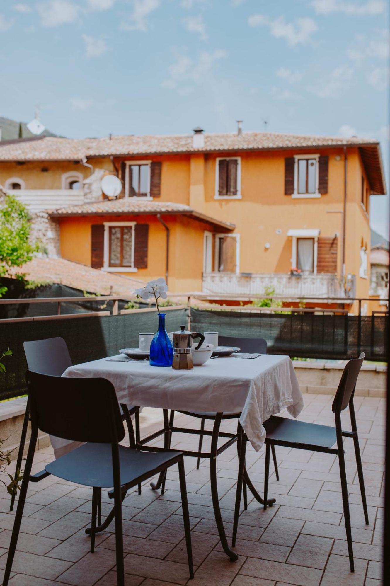 Campolivo Apartment Gargnano Exterior photo